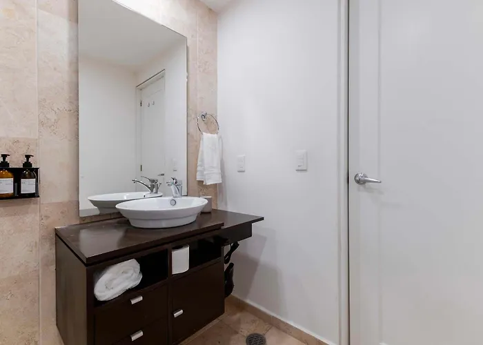 Apartment Capitalia W Gym Near Centro Santa Fe Mall