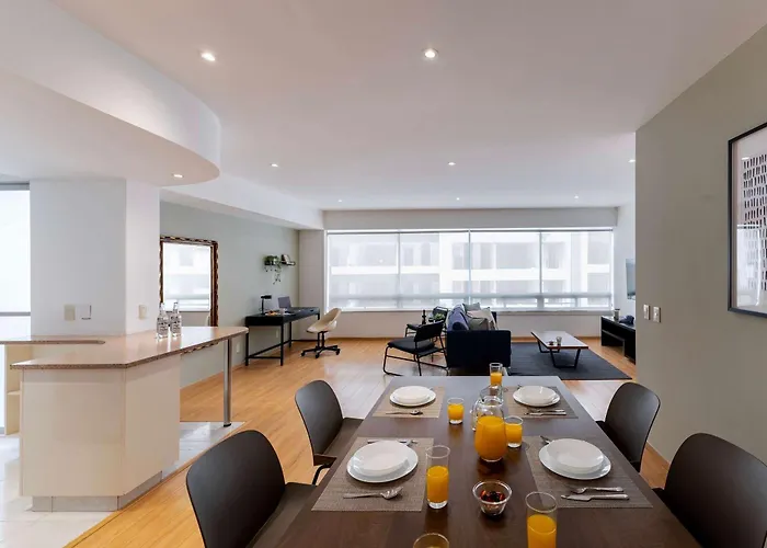 Apartment Capitalia W Gym Near Centro Santa Fe Mall